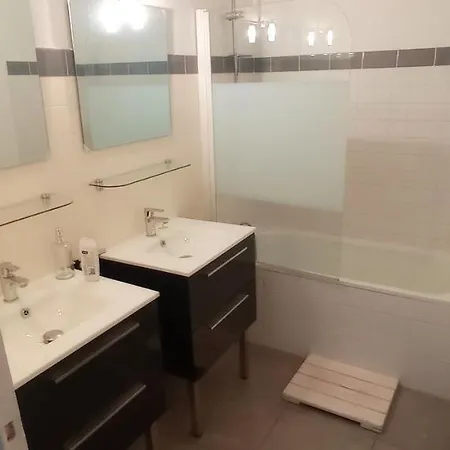 Appartement Les Cretes - 3 A Louer